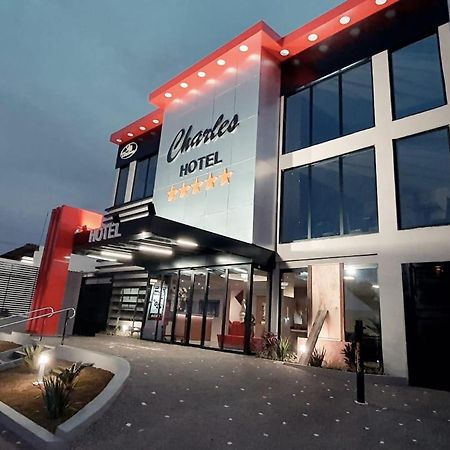 Charles Hotel Porto Ferreira Ngoại thất bức ảnh