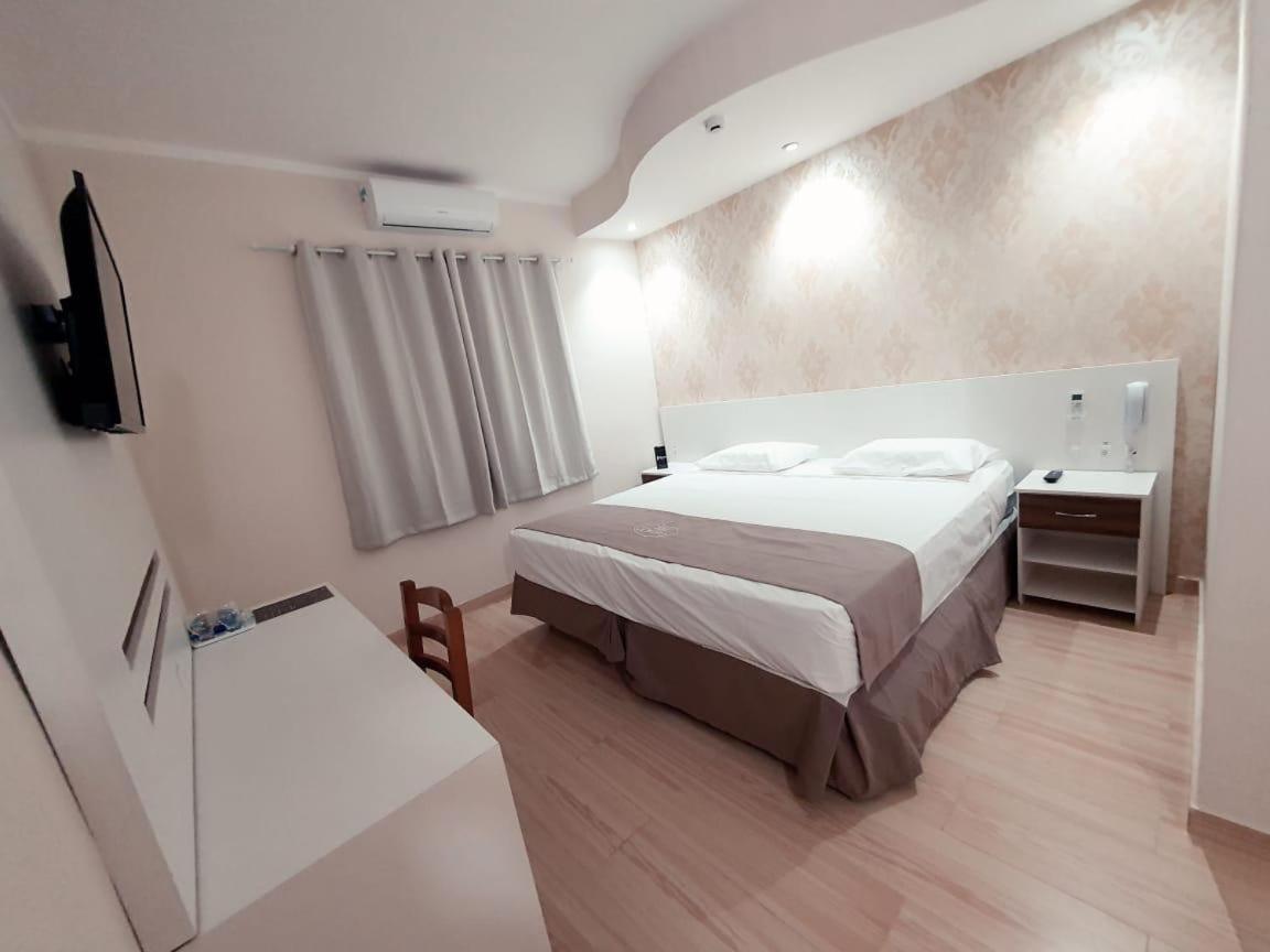 Charles Hotel Porto Ferreira Ngoại thất bức ảnh