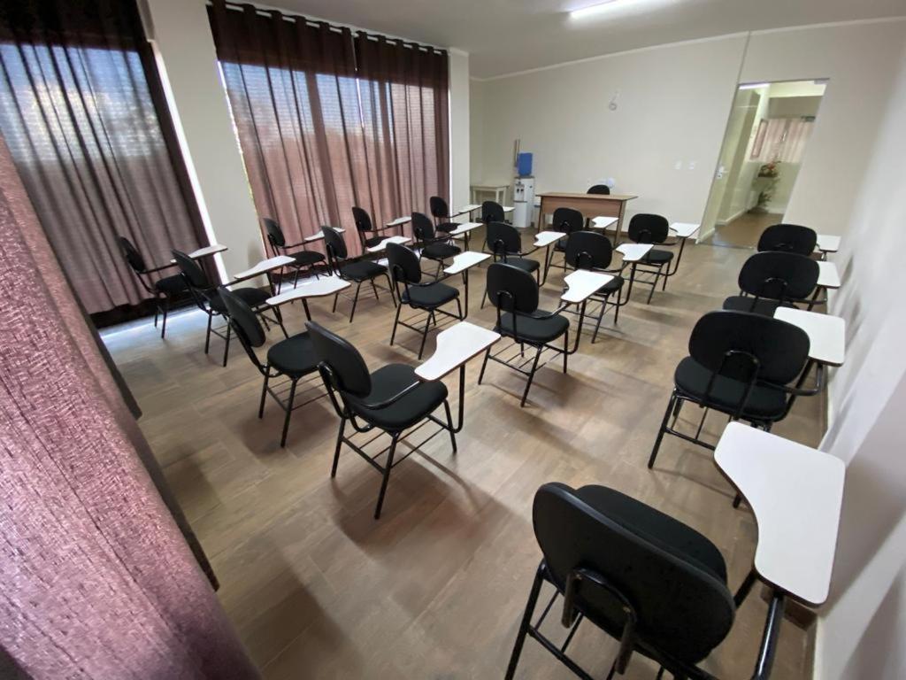 Charles Hotel Porto Ferreira Ngoại thất bức ảnh